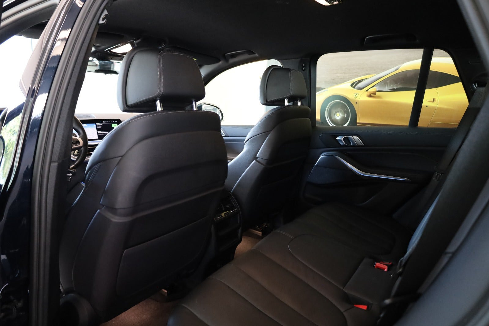 Sort BMW X5 fra 2022