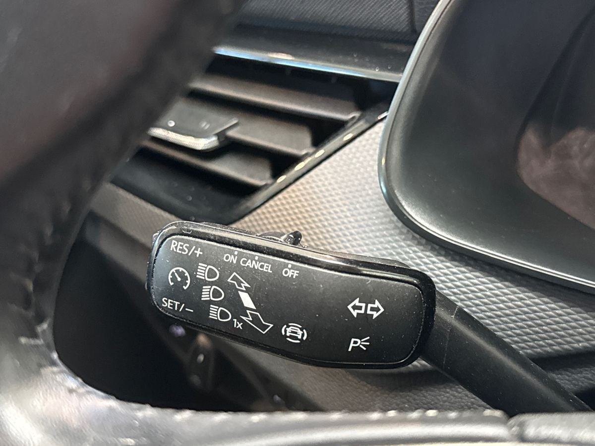 Grå Skoda Kamiq fra 2022