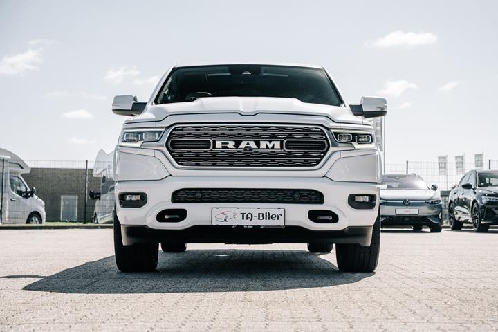 Hvid Dodge RAM 1500 fra 2020