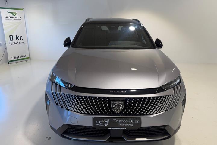 Grå Peugeot e-5008 fra 2025