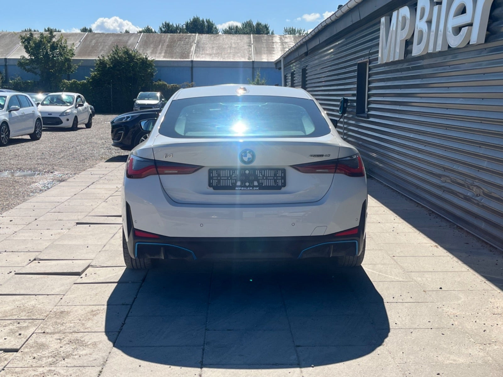 Hvid BMW i4 fra 2024