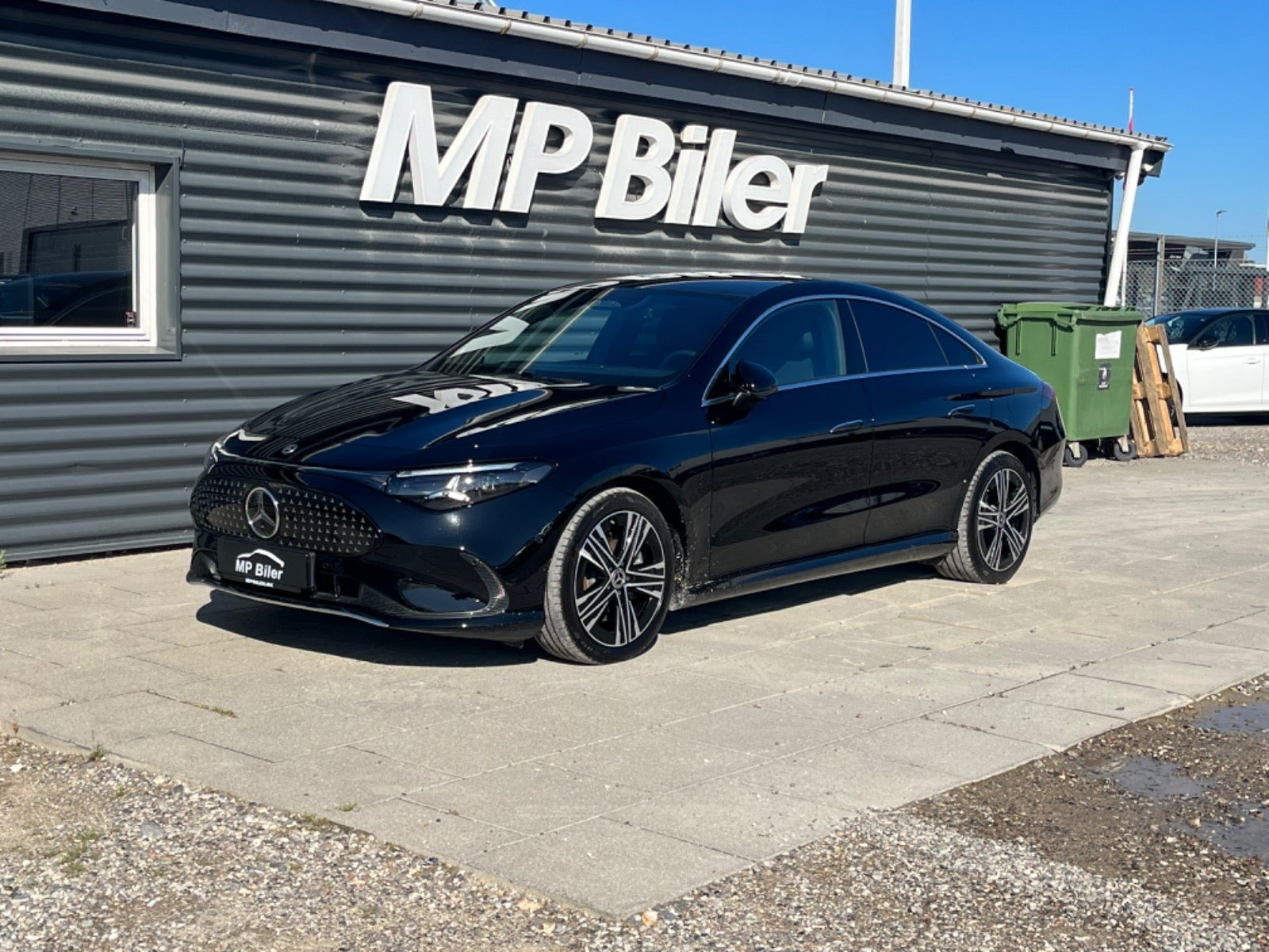 Sort Mercedes CLA250+ fra 2025