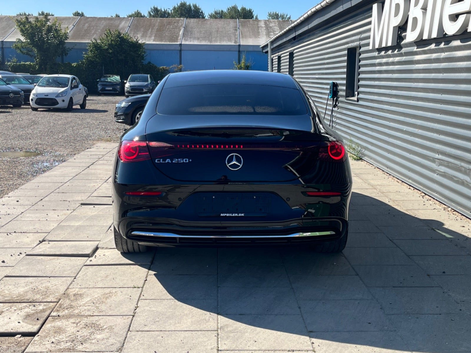 Sort Mercedes CLA250+ fra 2025