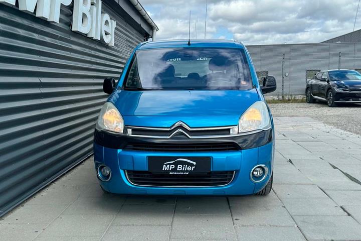 Blå Citroën Berlingo fra 2012