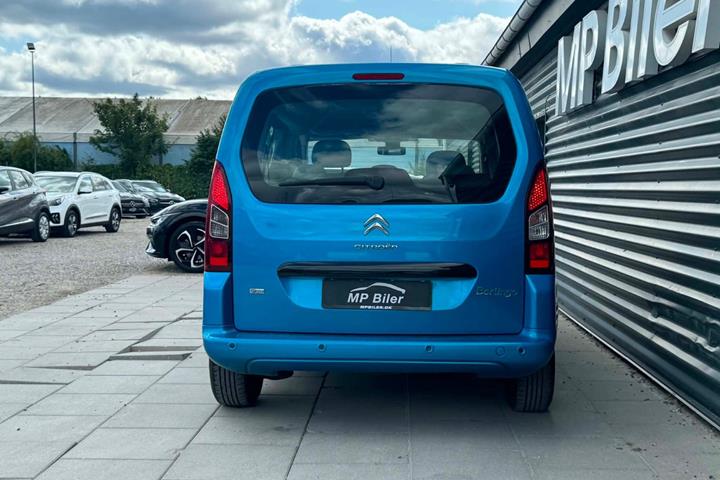 Blå Citroën Berlingo fra 2012