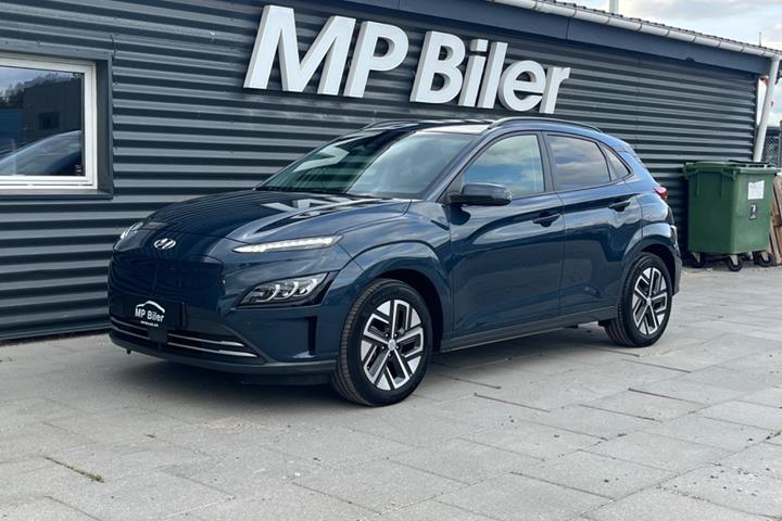 Blå Hyundai Kona fra 2023