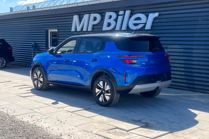 Blå Opel Frontera fra 2025