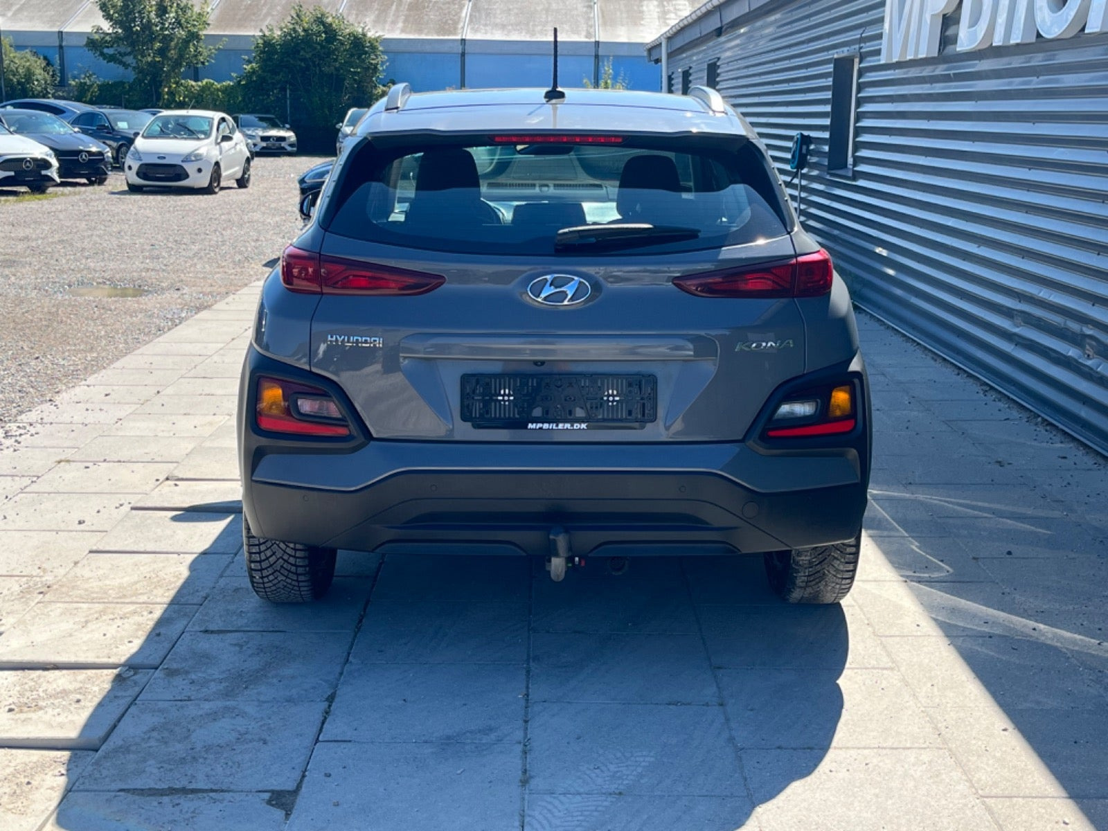 Grå Hyundai Kona fra 2020