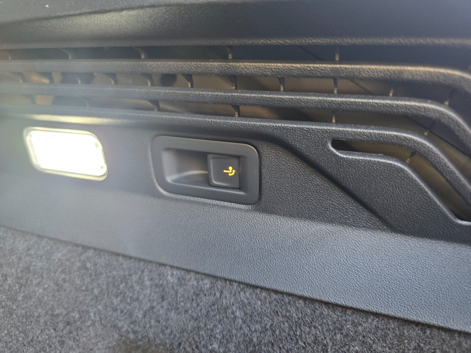 Blå VW ID.4 fra 2022