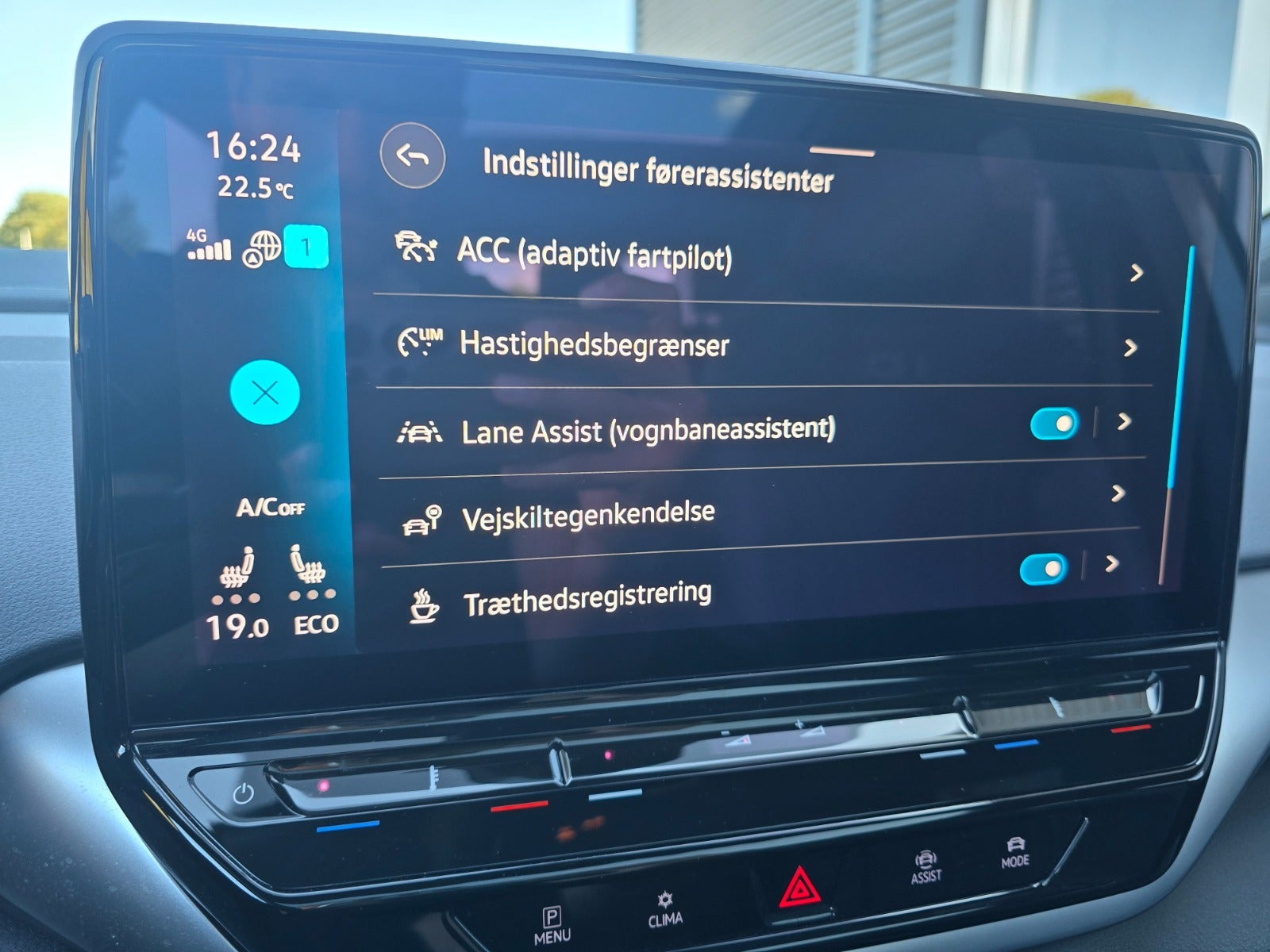 Blå VW ID.4 fra 2022