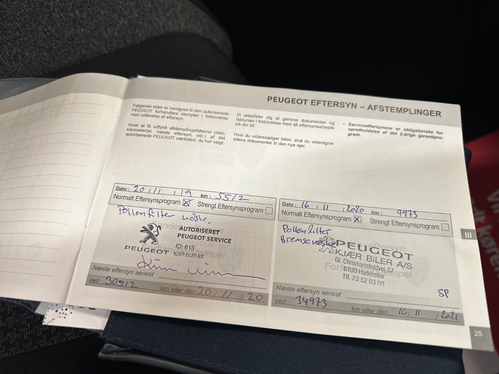 Grå Peugeot 3008 fra 2019