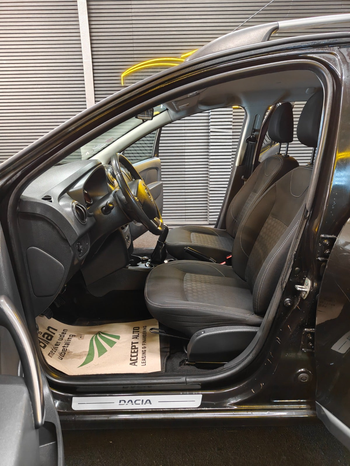 undefined Dacia Logan fra 2015