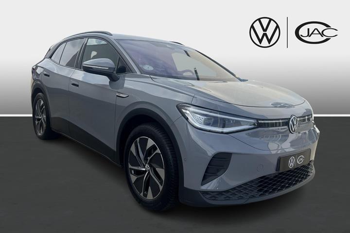 Grå VW ID.4 fra 2022 set udefra