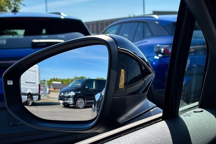 Blå VW ID.7 fra 2026