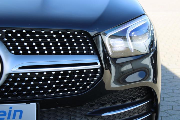 Sort Mercedes GLE350 de fra 2023