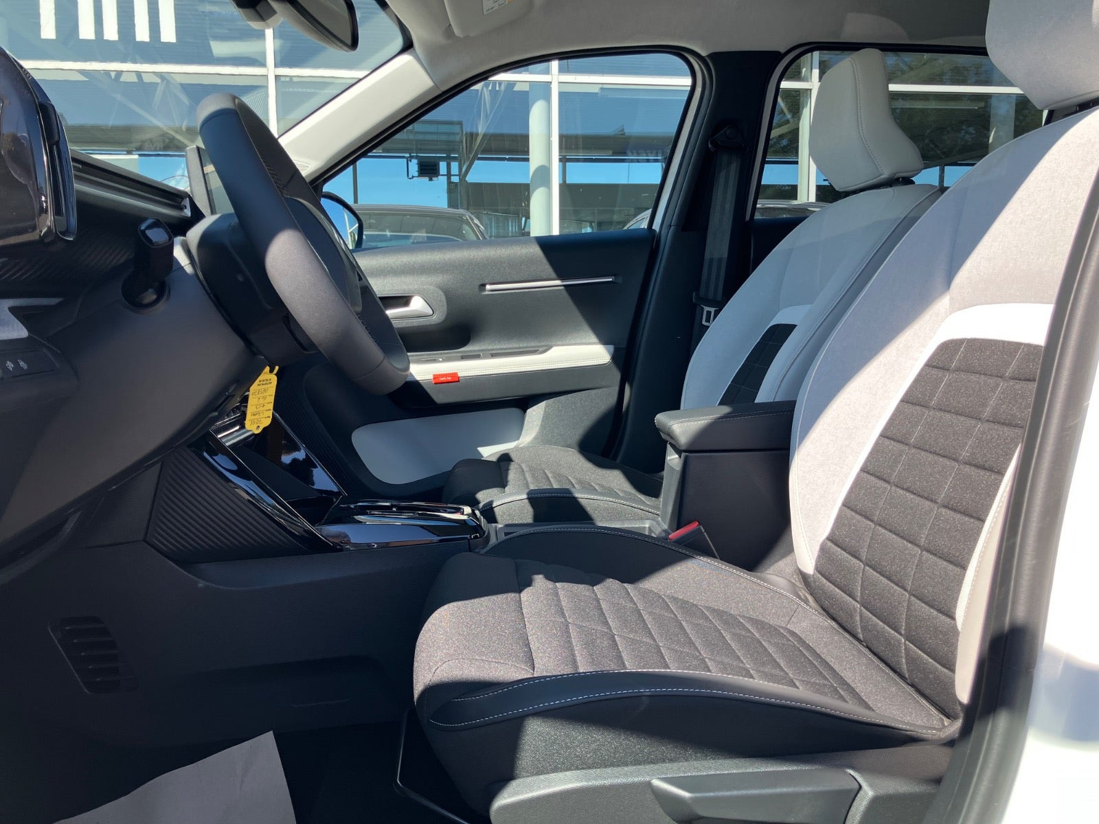 Hvid Citroën ë-C3 fra 2025