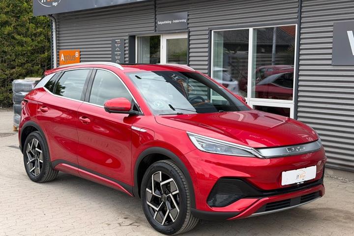 Rød BYD Atto 3 fra 2022