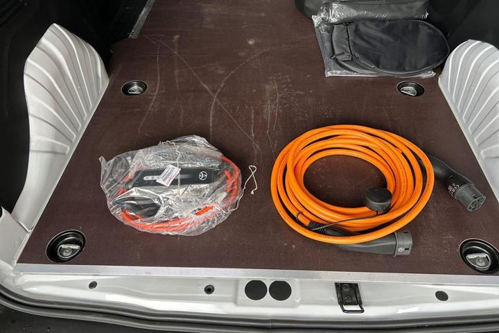 Hvid Toyota Proace City Electric fra 2025