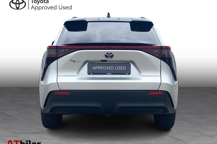 undefined Toyota BZ4X fra 2025