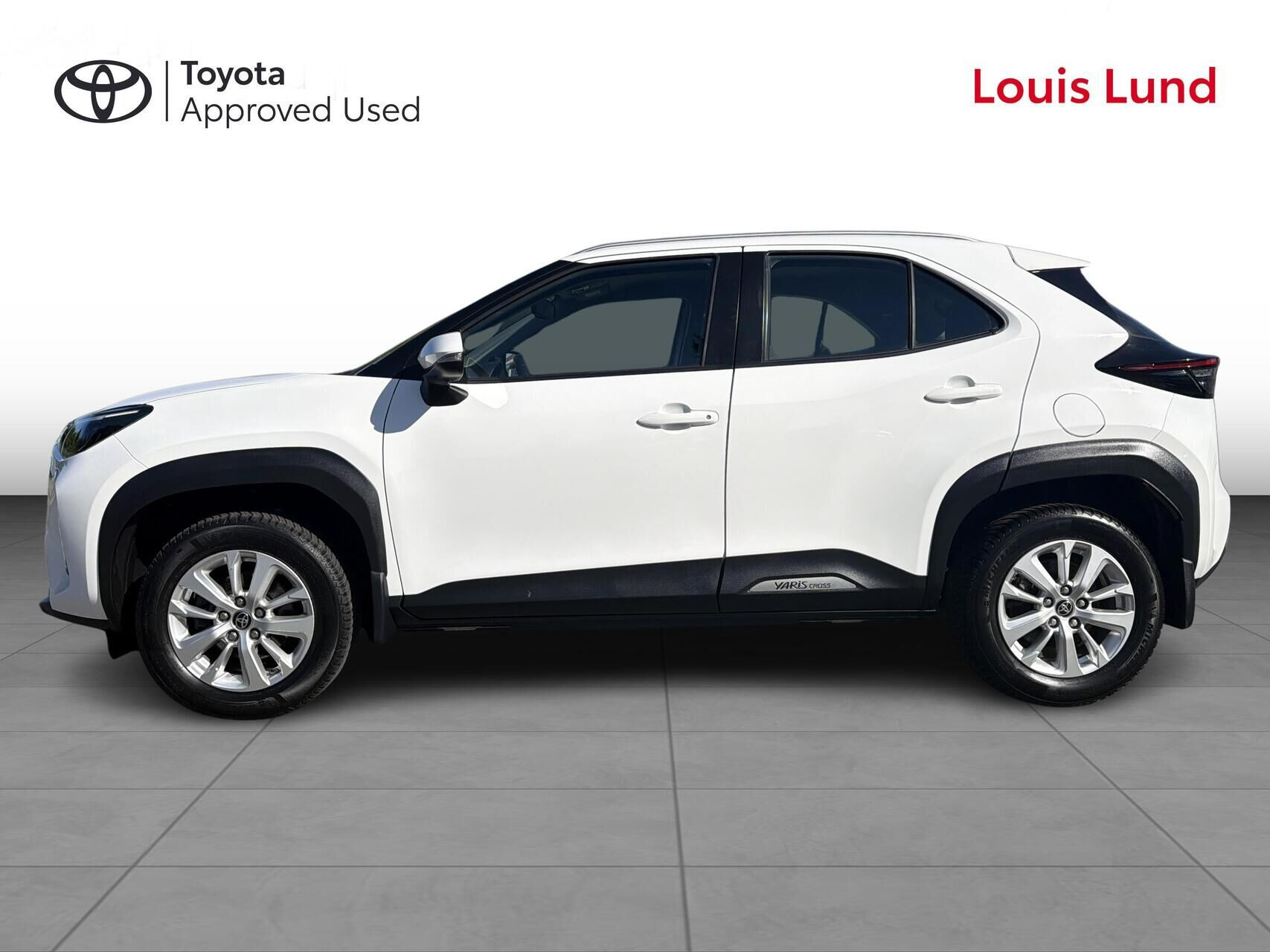 Hvid Toyota Yaris Cross fra 2022