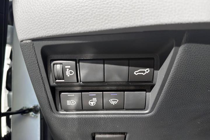 Hvid Toyota Yaris Cross fra 2022