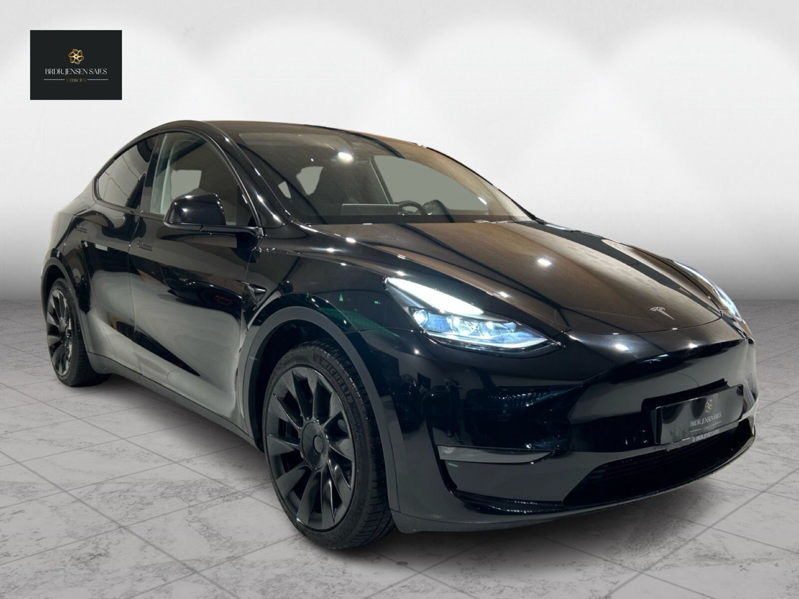 Tesla Model Y EL Long Range AWD 514HK 5d Aut.