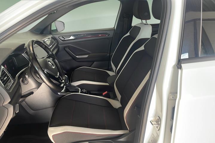 Hvid VW T-Roc fra 2018