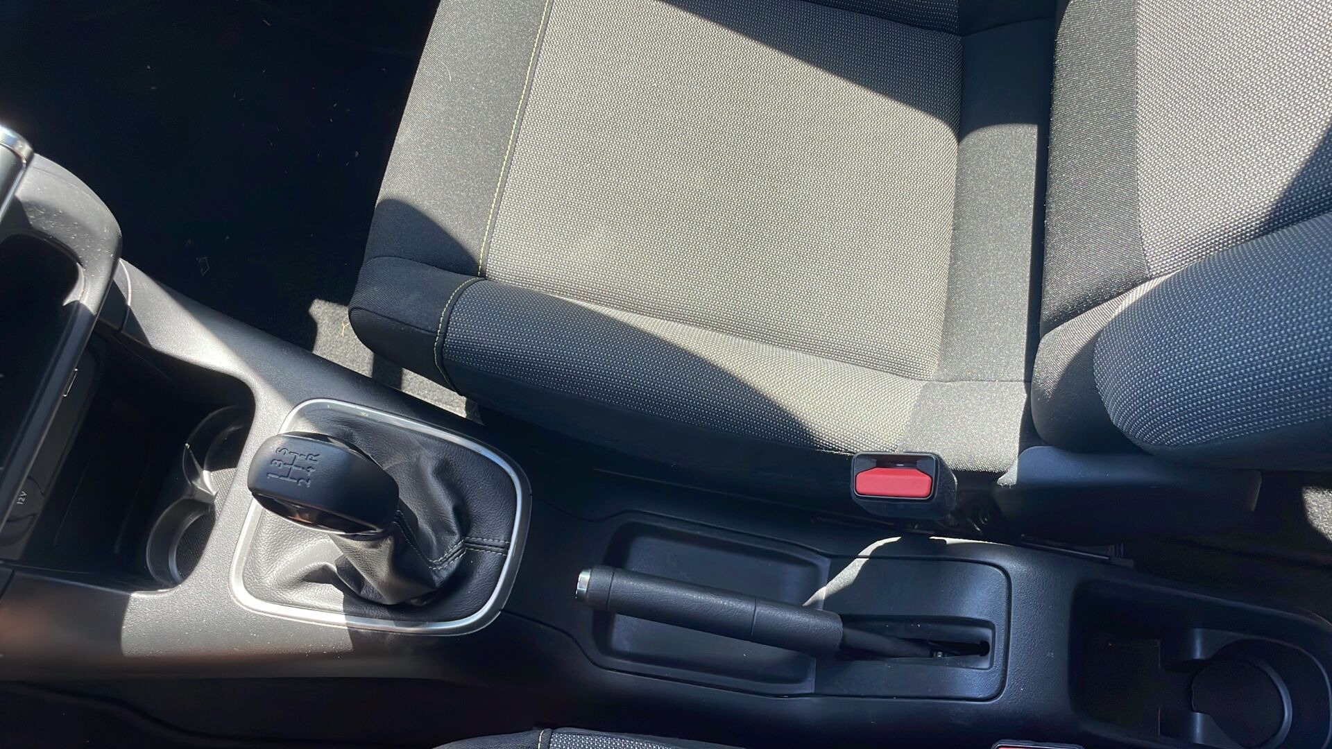 Grå Citroën C3 fra 2021