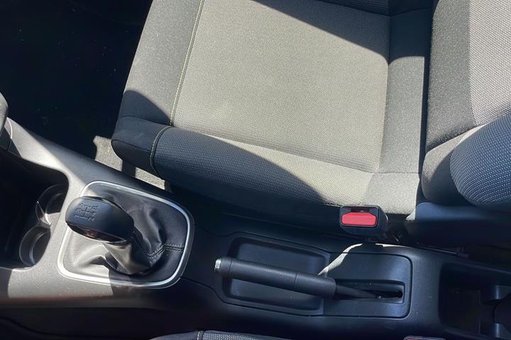 Grå Citroën C3 fra 2021