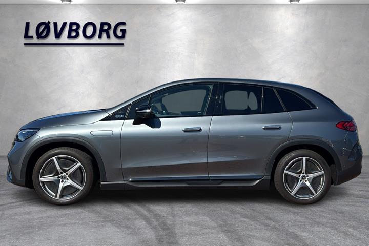 Grå Mercedes EQE350 SUV fra 2023