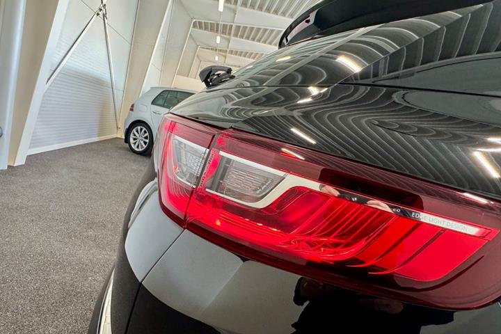 Sort Renault Megane IV fra 2019