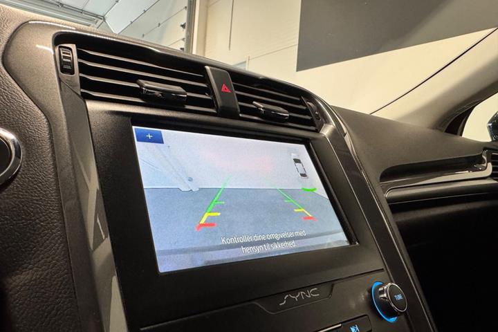 Sort Ford Mondeo fra 2019