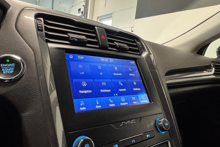 Sort Ford Mondeo fra 2019