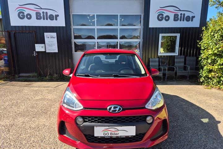 Grøn Hyundai i10 fra 2019