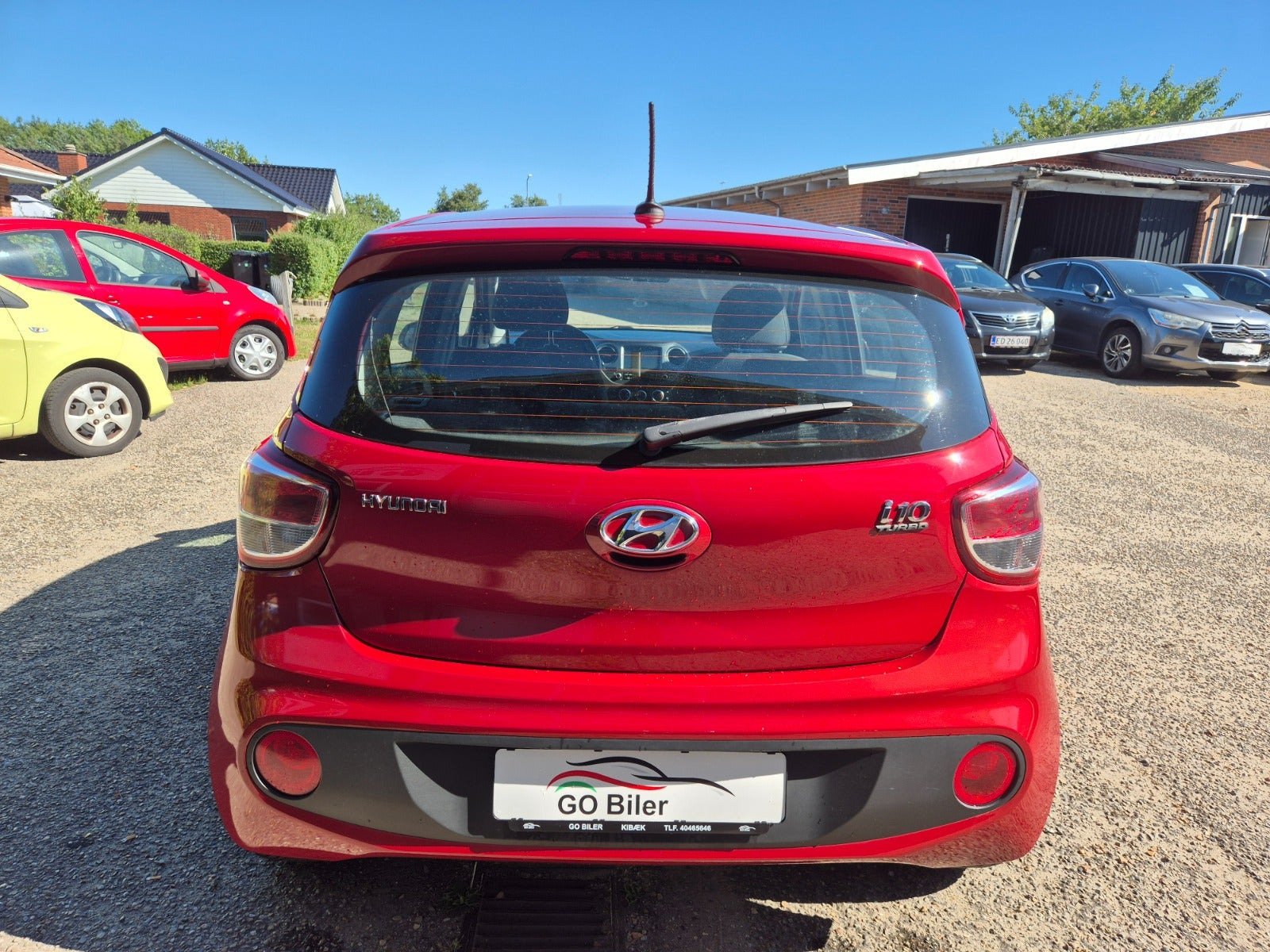 Grøn Hyundai i10 fra 2019