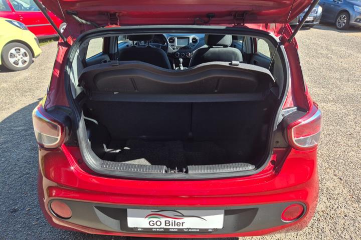 Grøn Hyundai i10 fra 2019