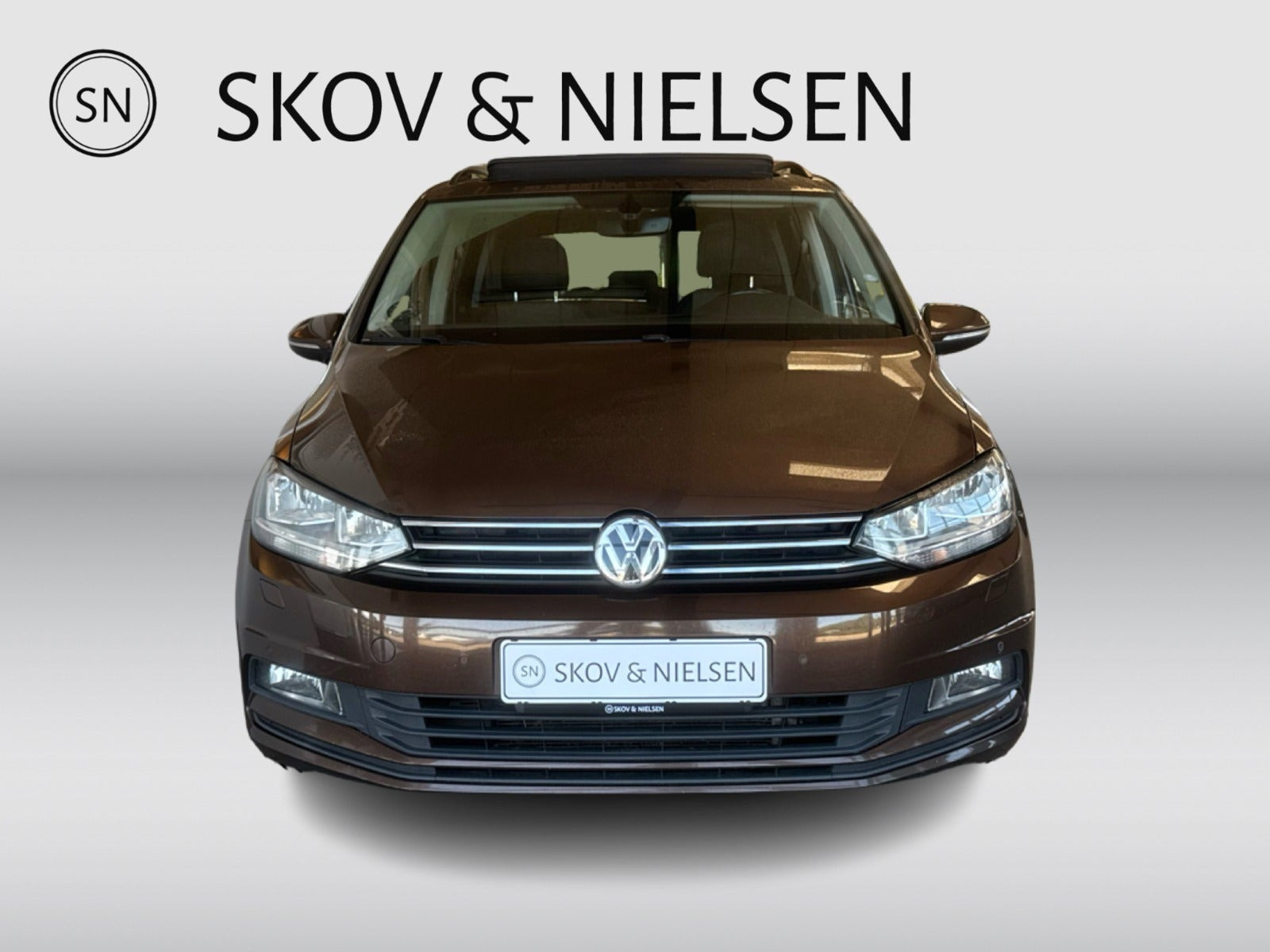 Brun VW Touran fra 2017