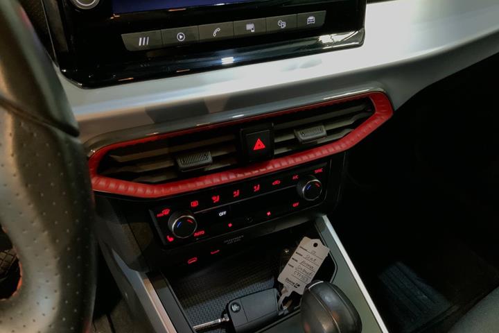 Sort Seat Arona fra 2023