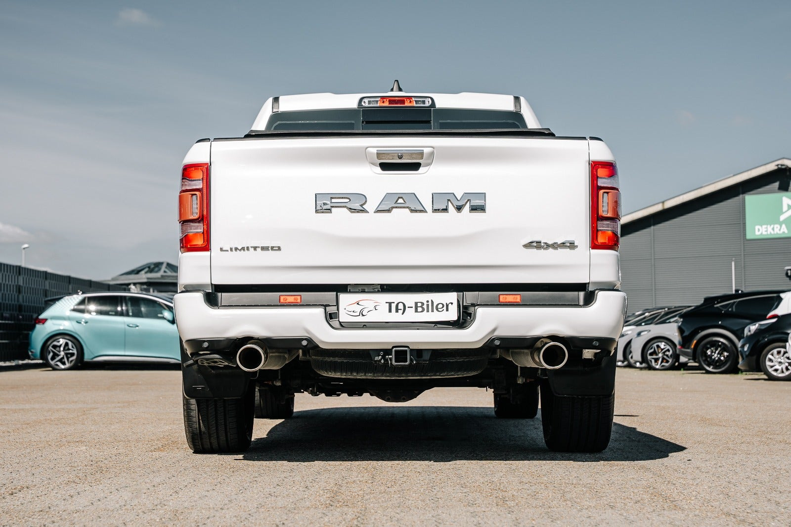 Hvid Dodge RAM 1500 fra 2020