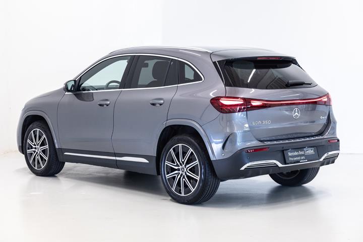 Grå Mercedes EQA350 fra 2025