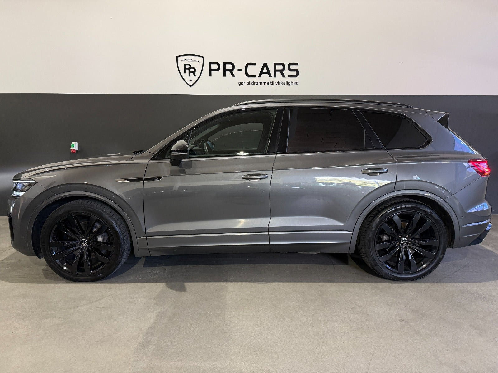 VW Touareg 3,0 TDi 286 R-line aut. 4Motion