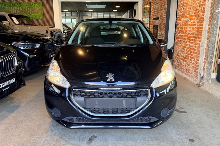 undefined Peugeot 208 fra 2012