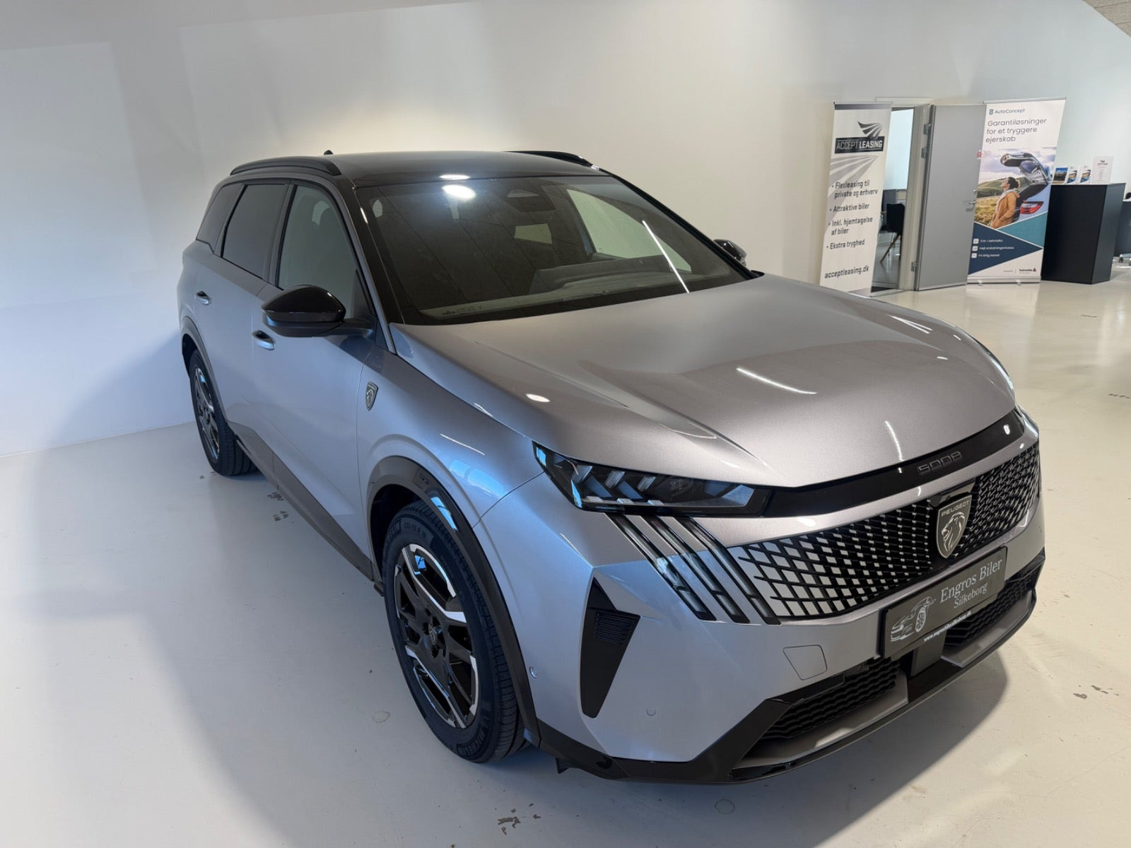 Peugeot e-5008 77 GT Pack 7prs