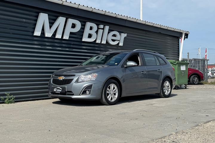 Grå Chevrolet Cruze fra 2014