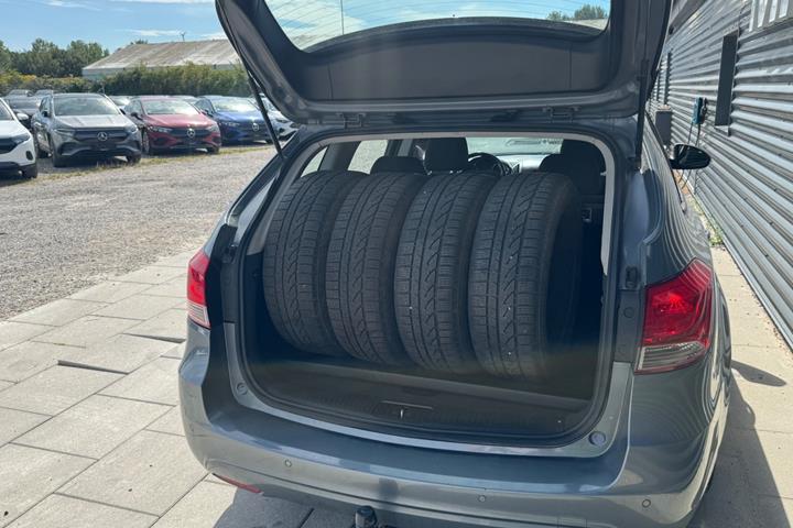 Grå Chevrolet Cruze fra 2014