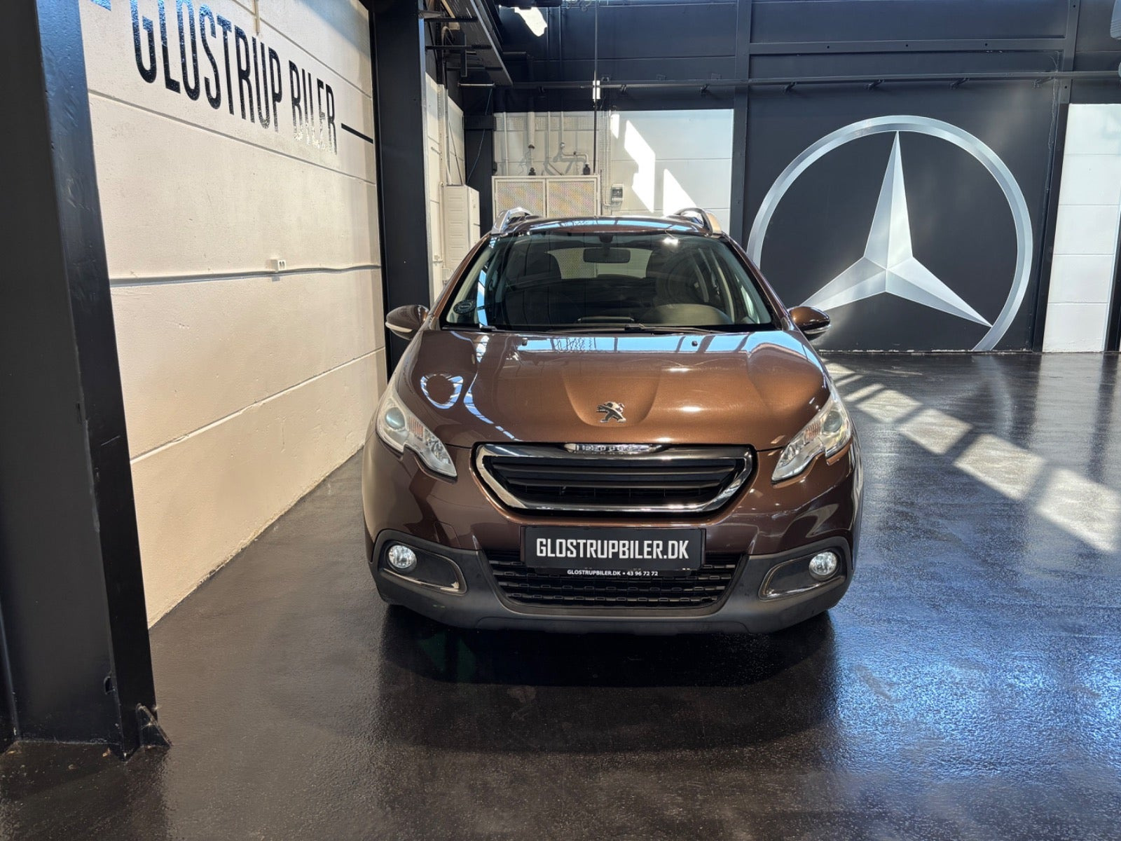 Brun Peugeot 2008 fra 2014