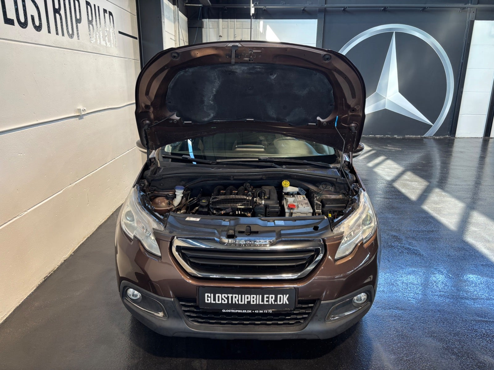 Brun Peugeot 2008 fra 2014