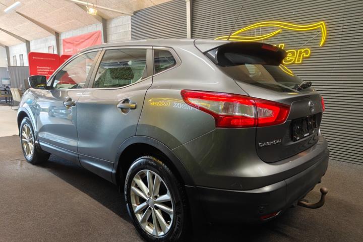 undefined Nissan Qashqai fra 2014