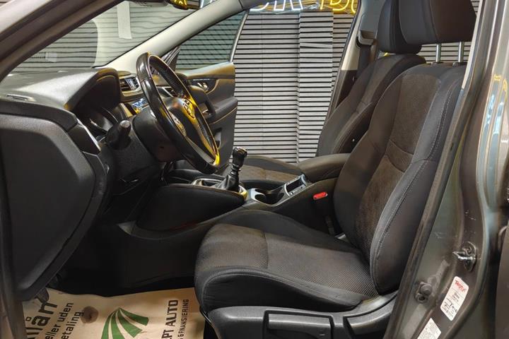 undefined Nissan Qashqai fra 2014