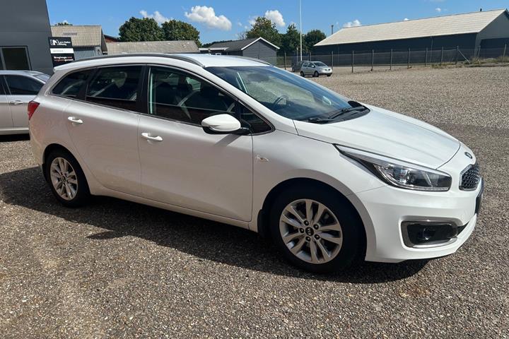 Hvid Kia Ceed fra 2017
